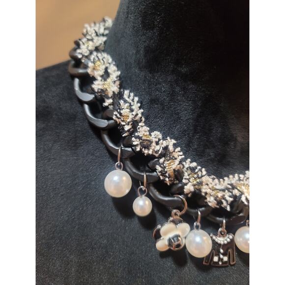 Women's Statement Pearl Charm Necklace With Lobster Clasp Fashion Jewelry - Picture 6 of 7